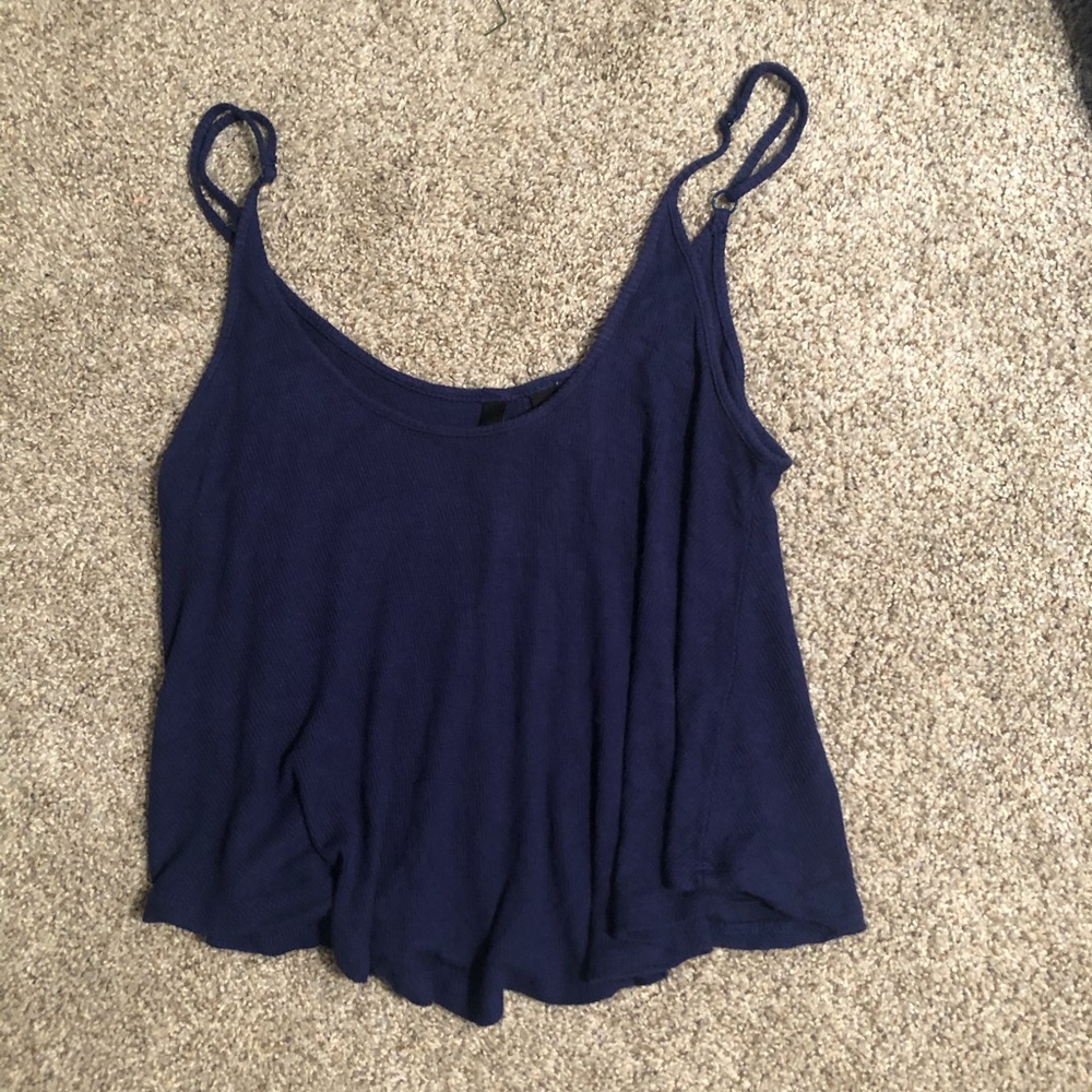 Cropped flowy shirt